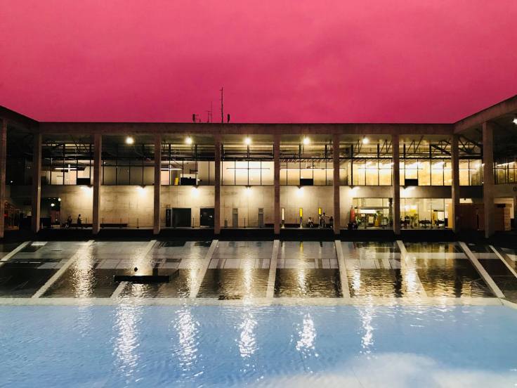 39228976_250383228931927_78873578287661056_n